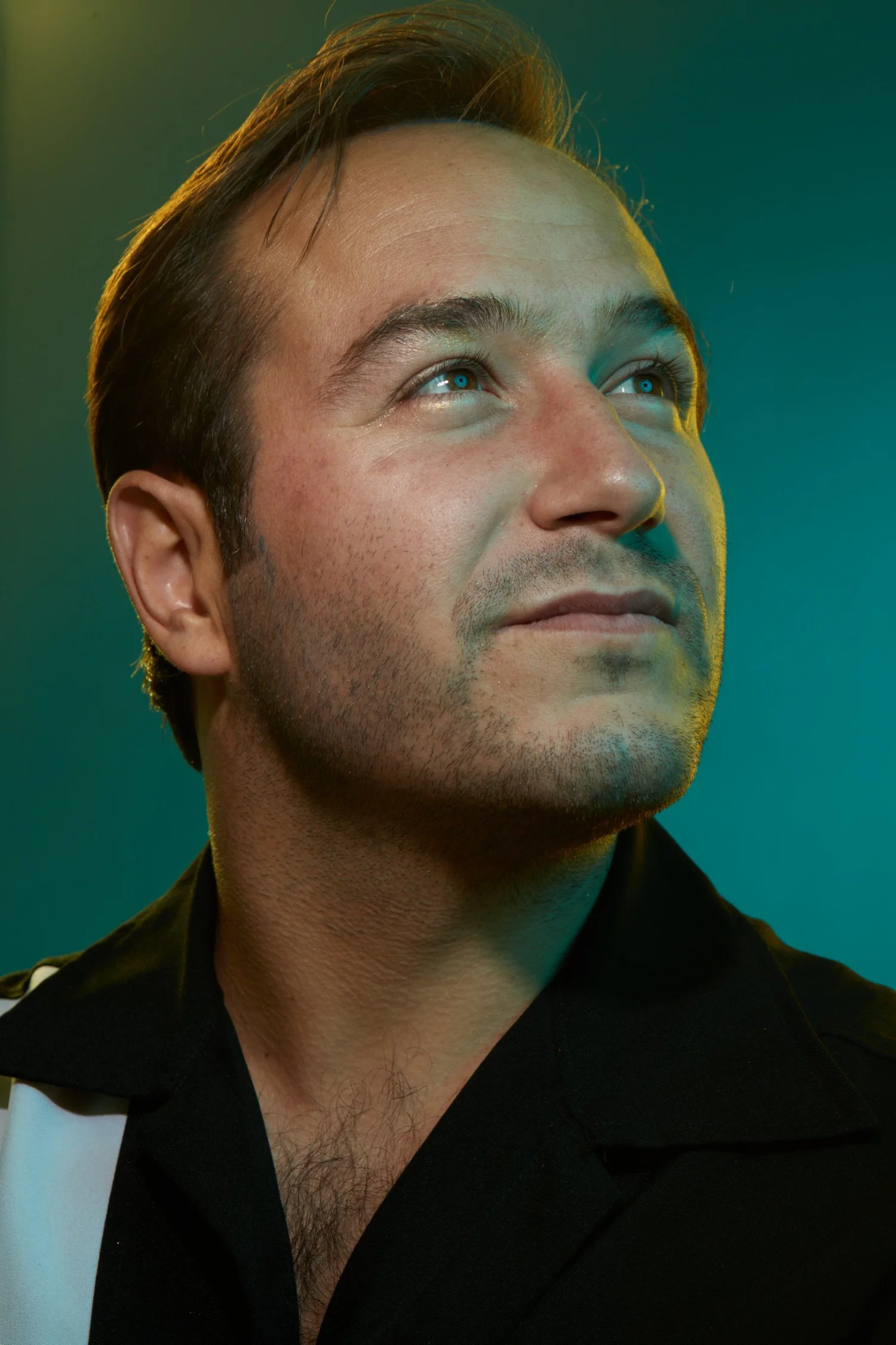 Color portrait of Chris Schembra